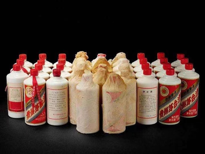 桓仁日照岚山回收酒价格哪里回收(附近上门回收茅台酒）?